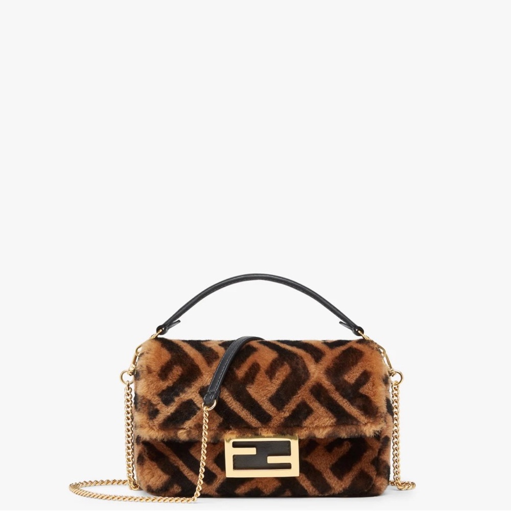 🖤SOLD🖤 Fendi Mini Baguette brand new in box with tag